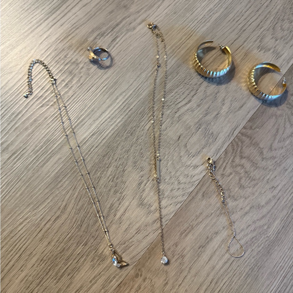 Gold‎ Jewelry Set